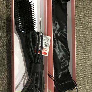 Amika Perfectly Polished Straightening Brush